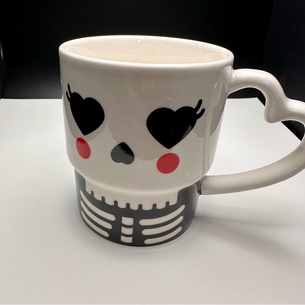 Lady skull mug